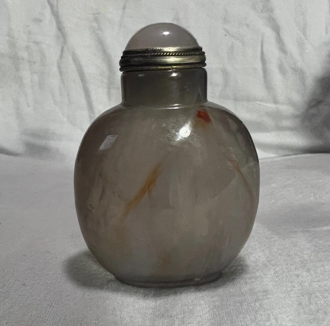 Banded Agate (Floater) Snuff Bottle, Mid-Qing Dynasty 1760-1850 photo 2