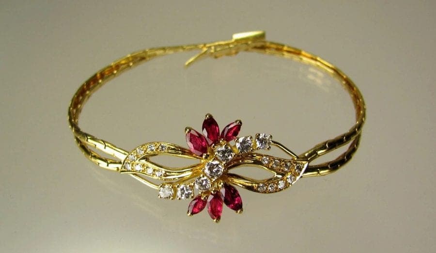 Vintage Very Fine Diamond and Ruby Matching 4-piece Set - 18K Gold photo 6