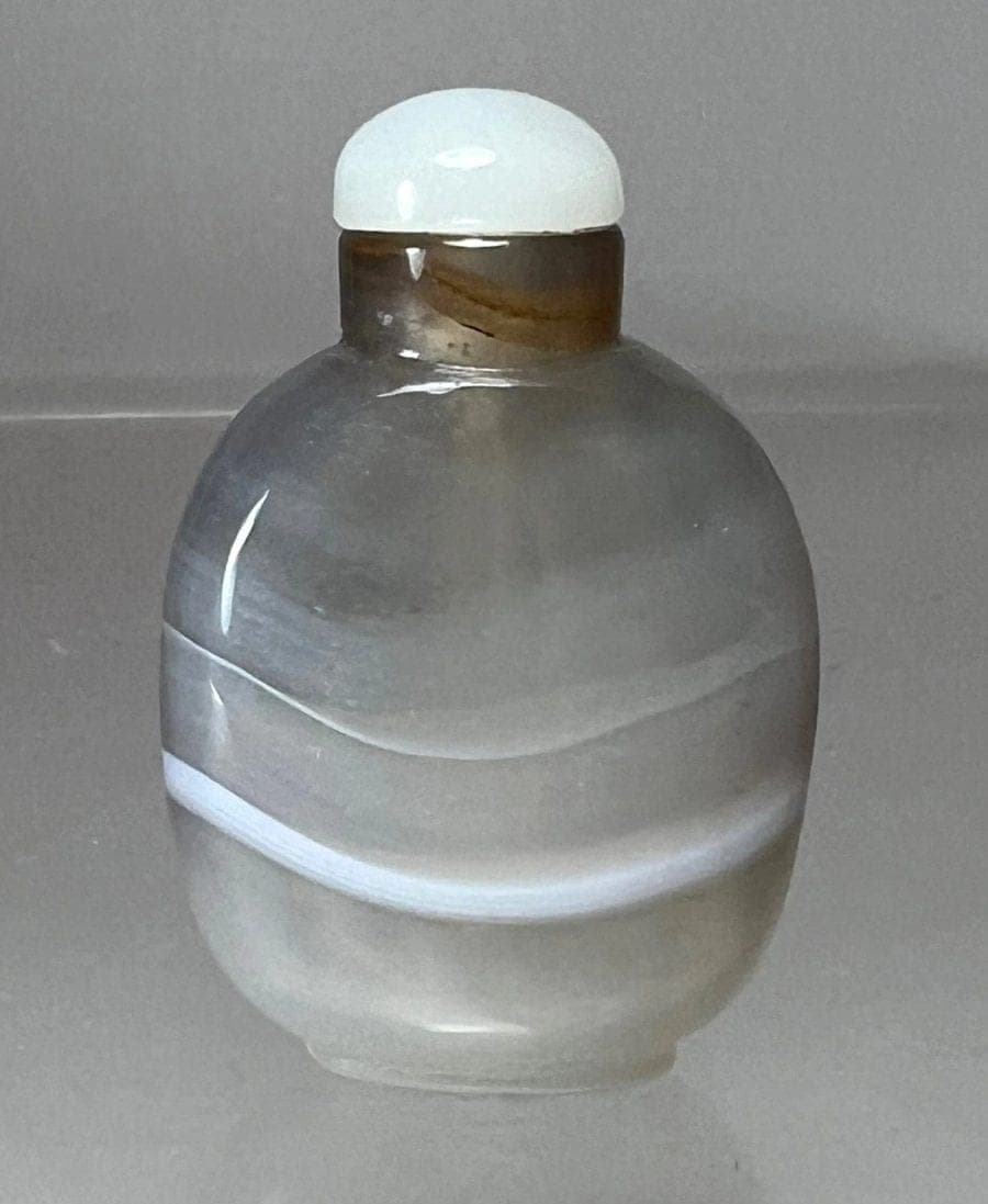18th/19th C.  Miniature Banded Agate Snuff Bottle, Qing Dynasty photo 2