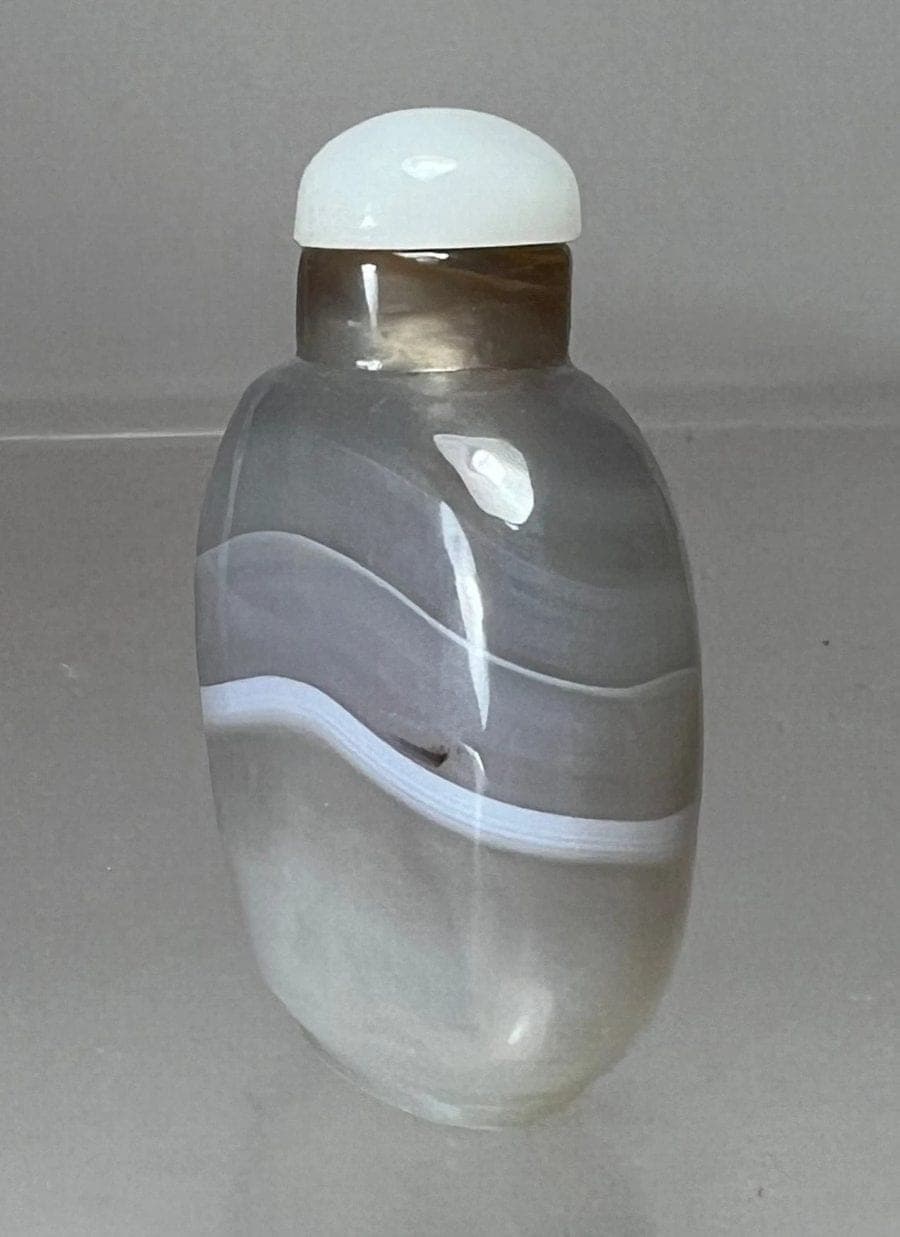 18th/19th C.  Miniature Banded Agate Snuff Bottle, Qing Dynasty photo 3