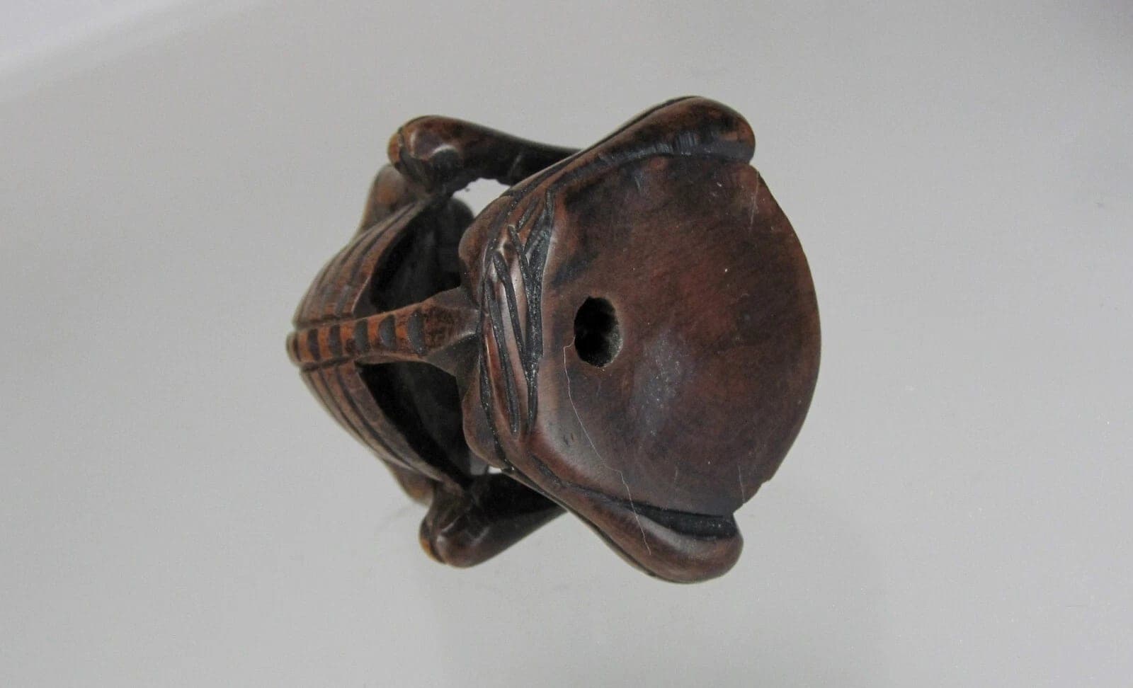 19th Century Japanese Boxwood Netsuke: Buddhist Priest Danka photo 7