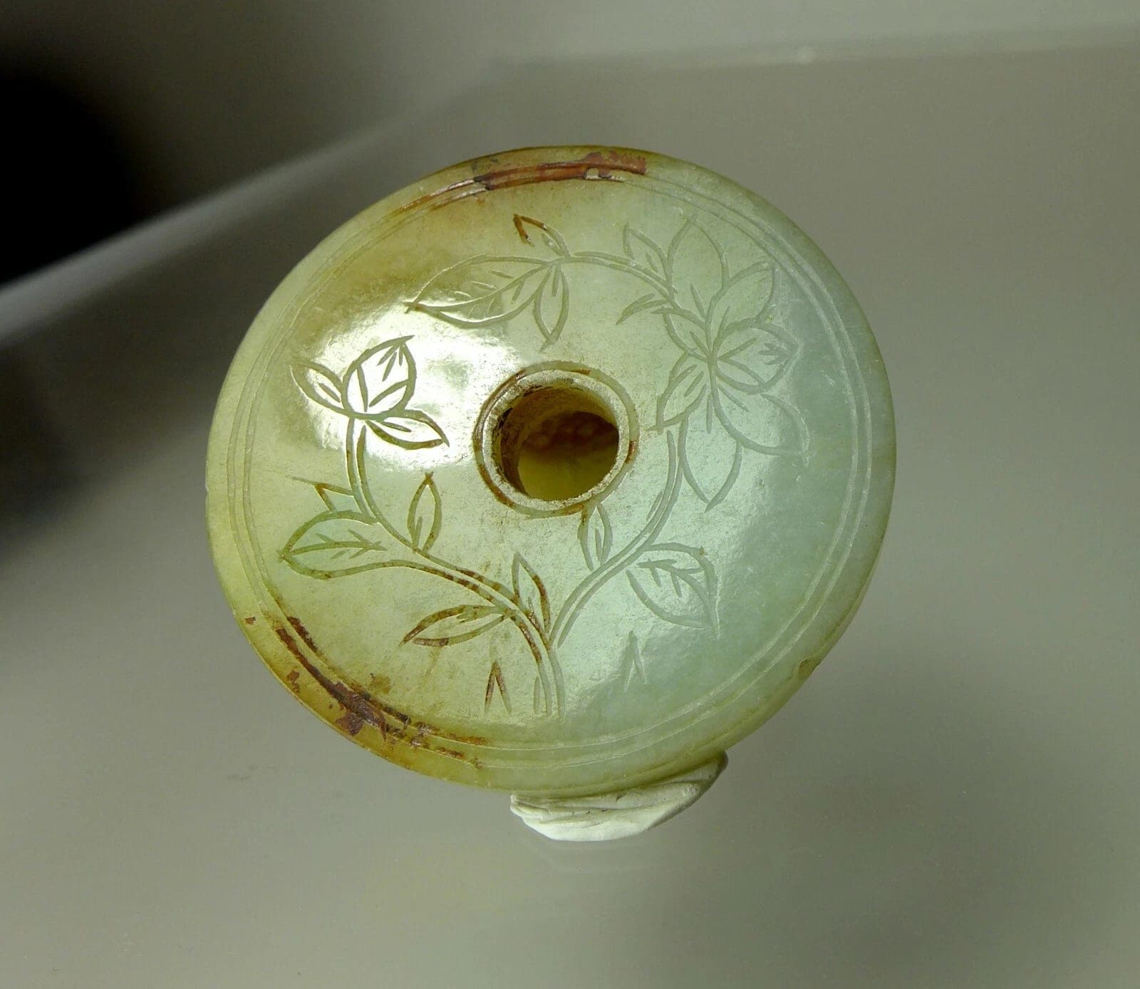 ANTIQUE CHINESE SEMI-TRANSLUCENT JADEITE JADE BI RITUAL DISK PENDANT - 4 photo 2
