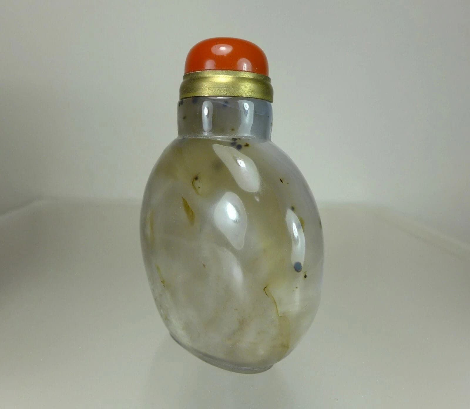 CHALCEDONY Snuff Bottle photo 3