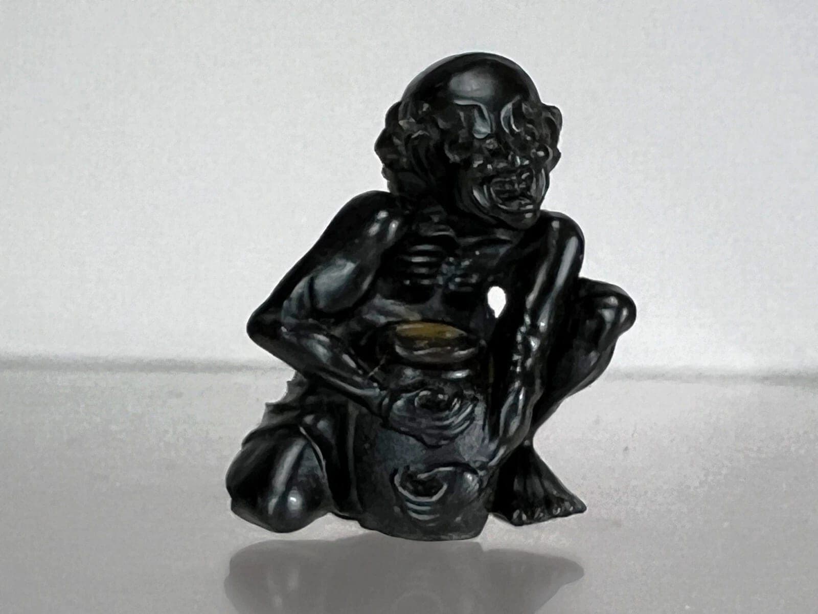 19th Century Japanese Pressed Horn  Netsuke of a Coral Diver