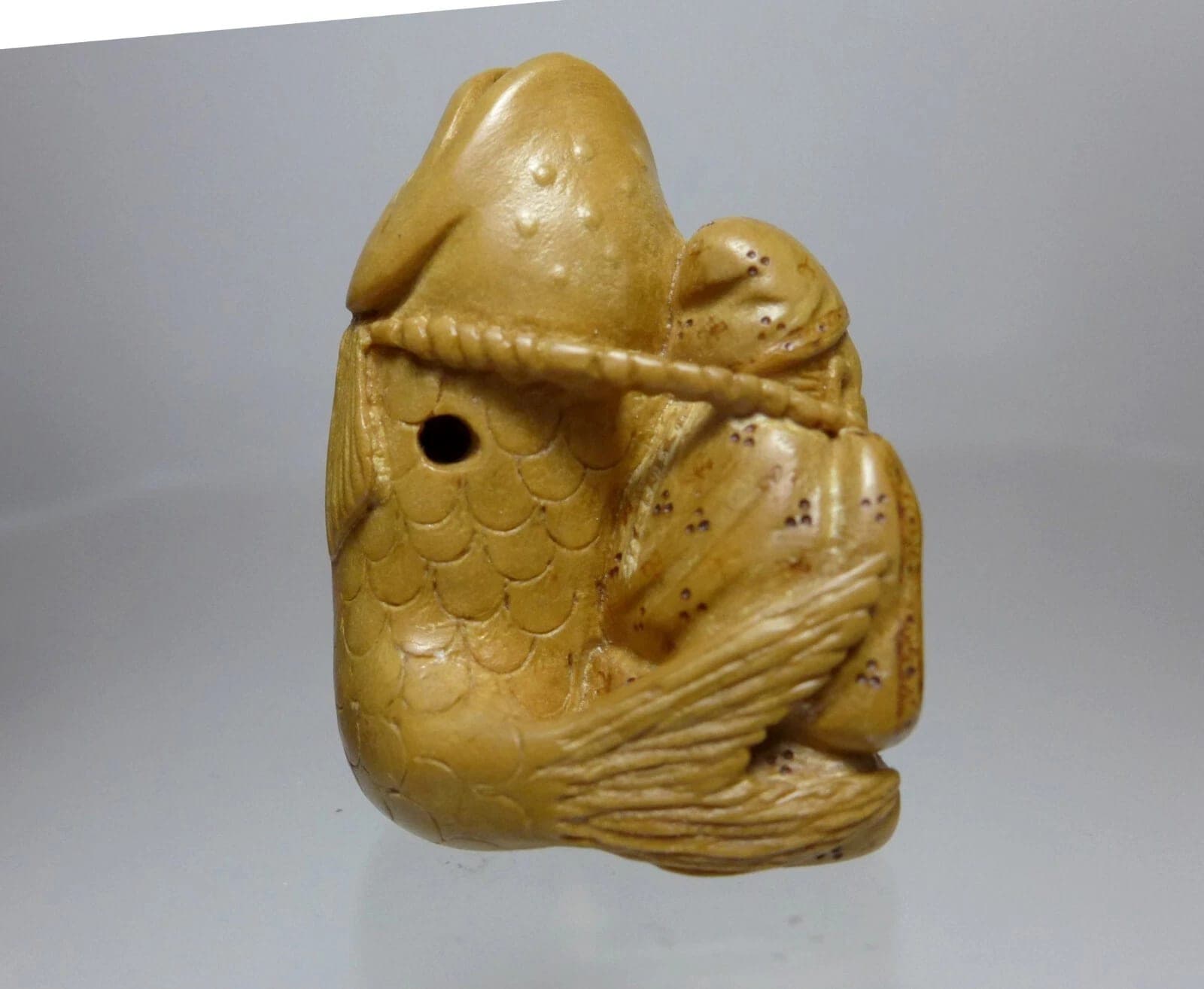 ALEXANDER DERKACHENKO, Contemporary Boxwood Netsuke, "Man Carrying Fish" photo 5