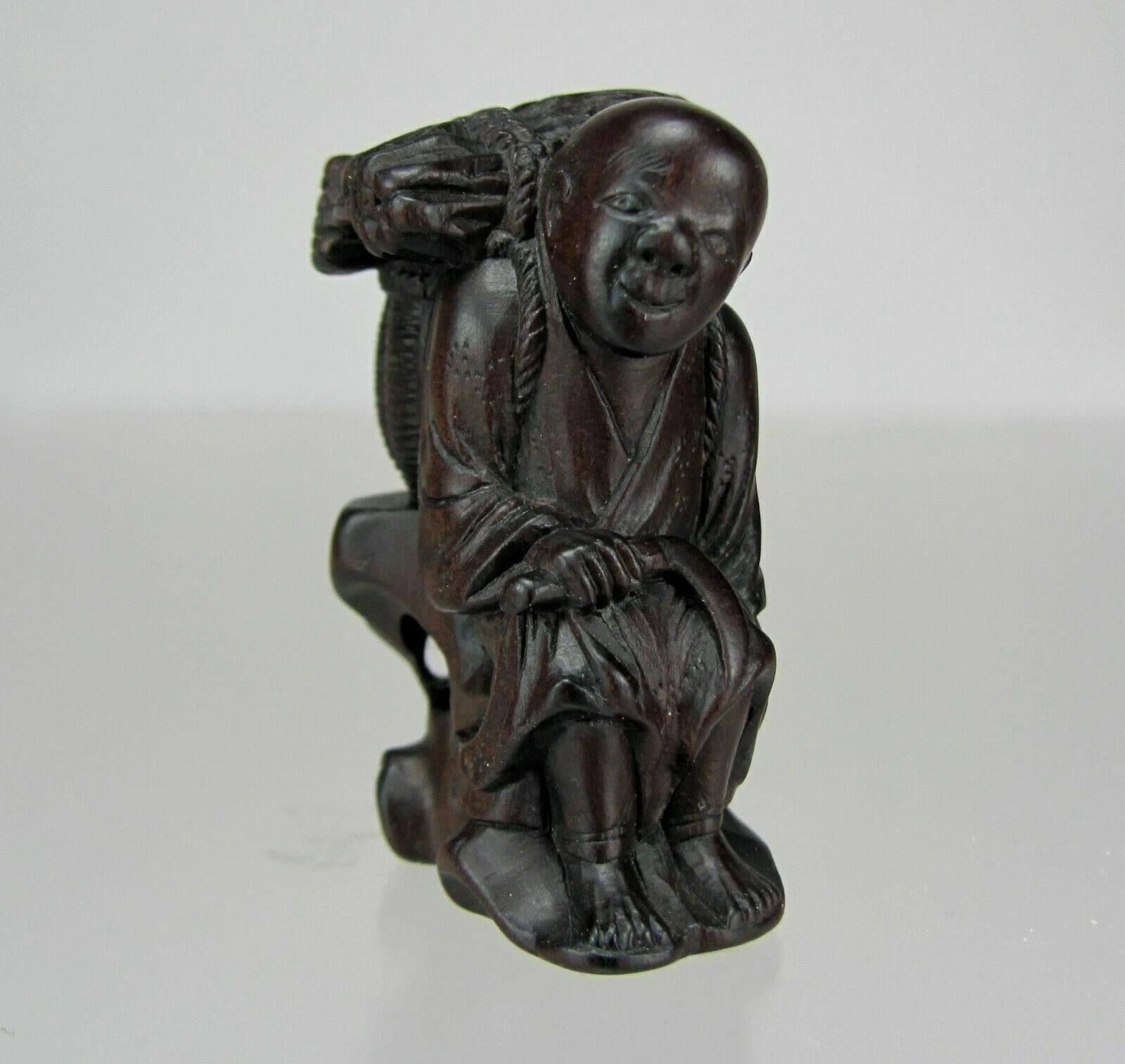 YOSHINAGA, Miura, 19th C, Japanese Wood Netsuke, Wood Gatherer photo 3