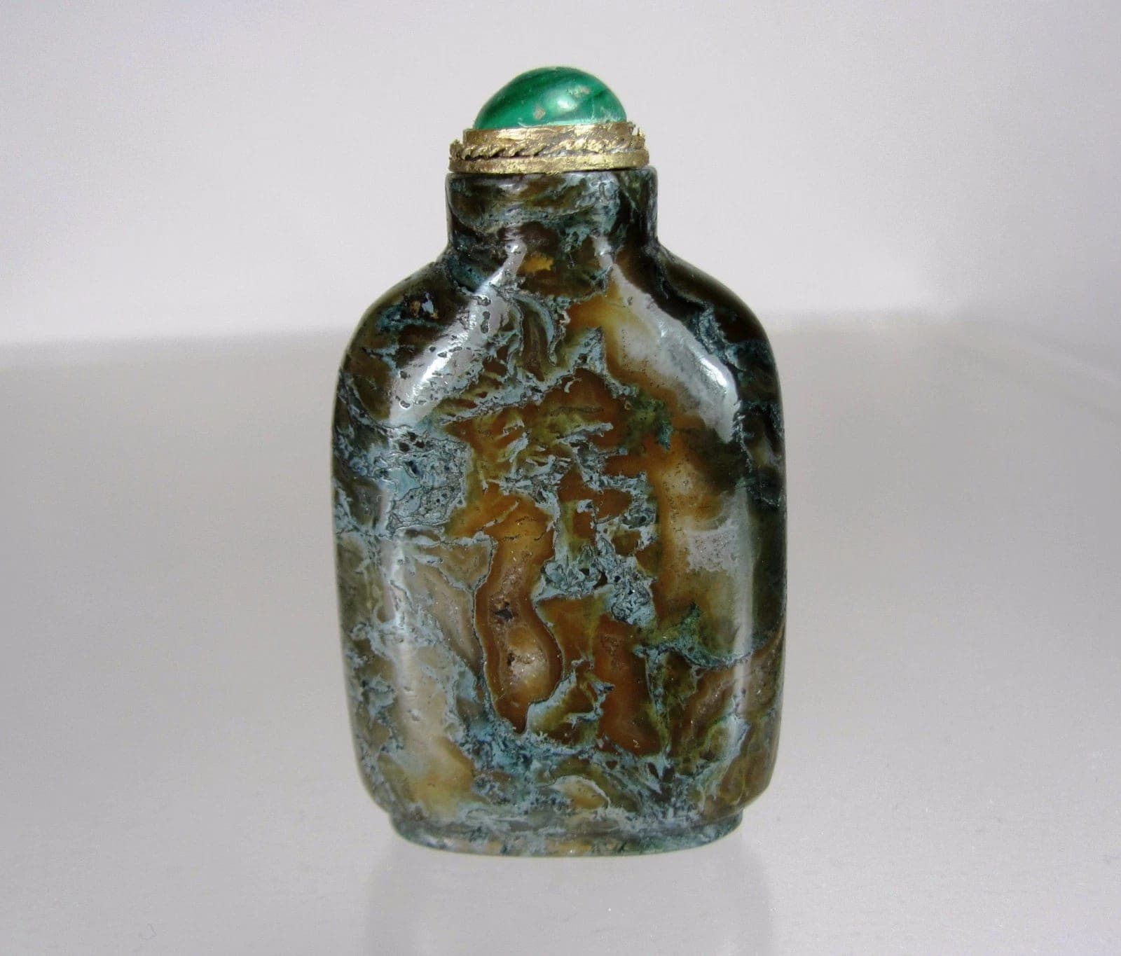 AMYGDALOIDAL BASALT Snuff Bottle, Qing Dynasty, 1760-1850