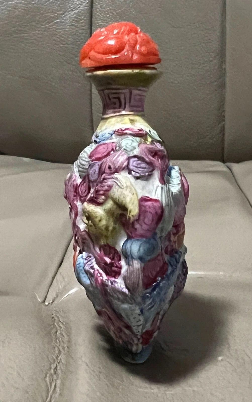 FAMILLE ROSE, Molded Enameled Porcelain Snuff Bottle, Qianlong Mark, B34 photo 4