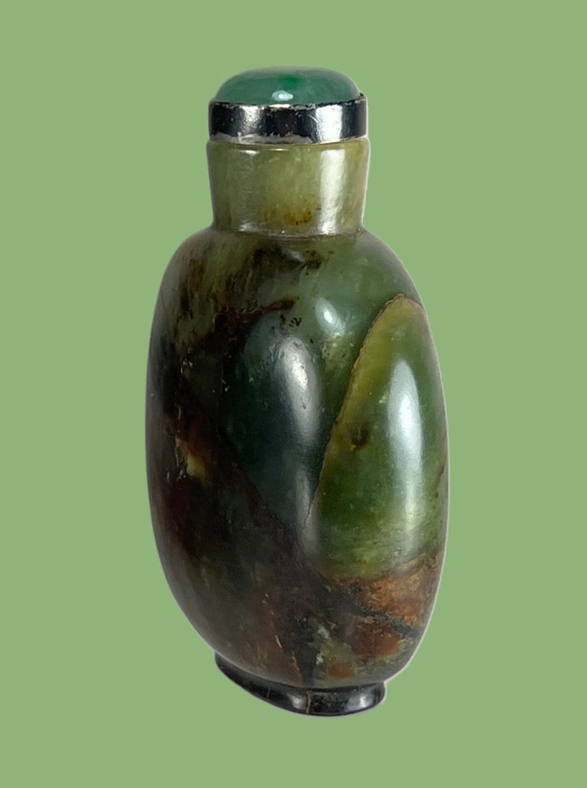 Qing Dynasty, Spinach Green Jade SNUFF BOTTLE, 18th/19th C. photo 4